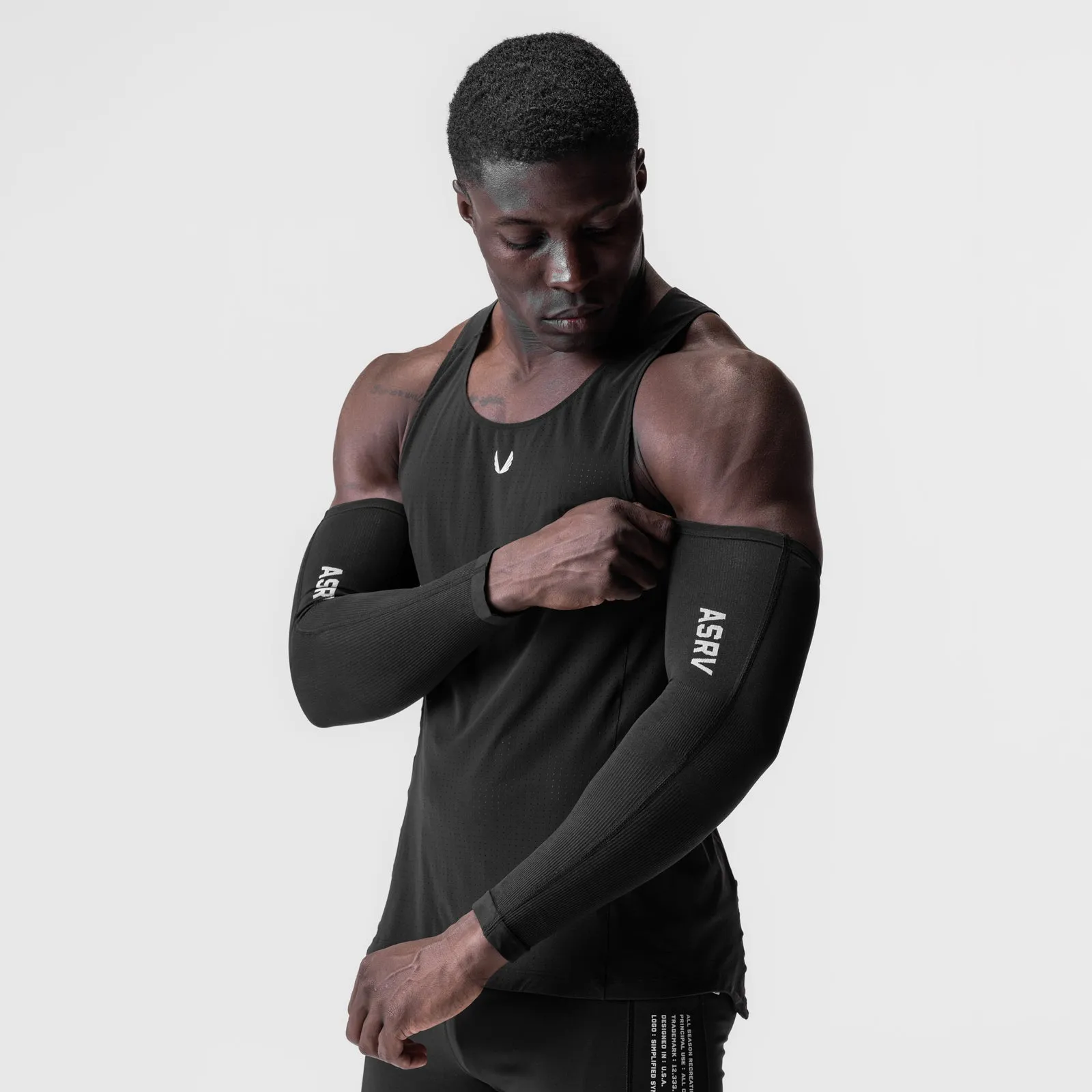 0940. Body-Mapped Arm Sleeve - Black