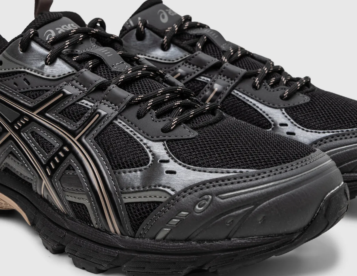 ASICS Gel-Nunobiki Black / Taupe