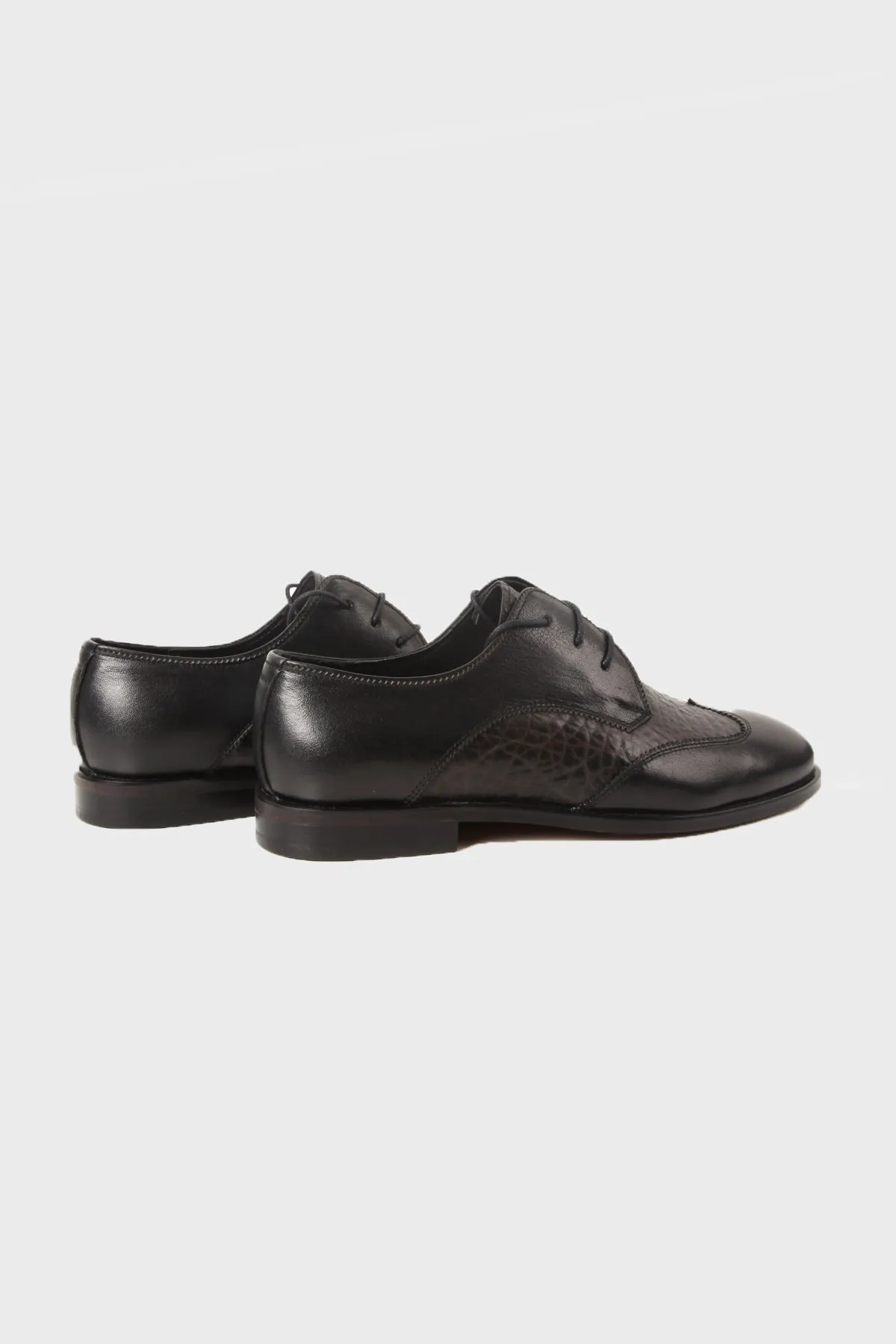 Classic Genuine Leather Black Aniline Wingtip Lace-Up Shoes