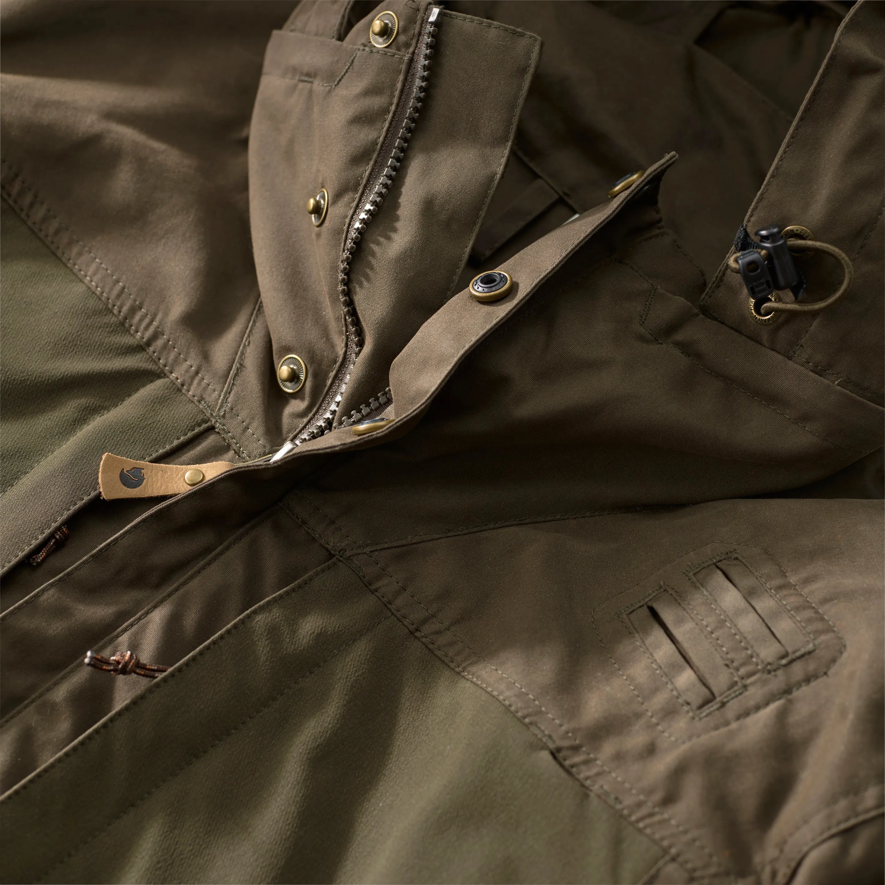 Fjällräven Lappland Hybrid Jacket Dark Olive | Buy Fjällräven Lappland Hybrid Jacket Dark Olive here | Outnorth