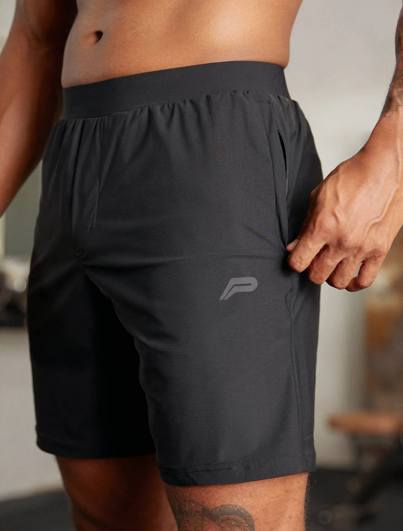 Hybrid Everyday Shorts - Black