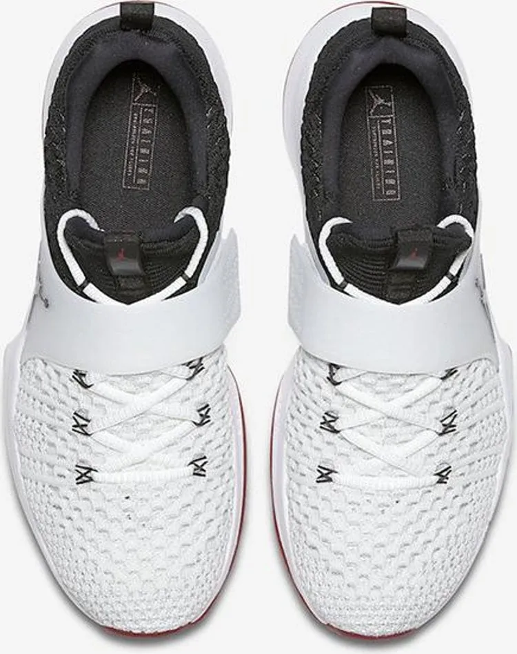 Jordan Trainer 2 Flyknit Chicago, white