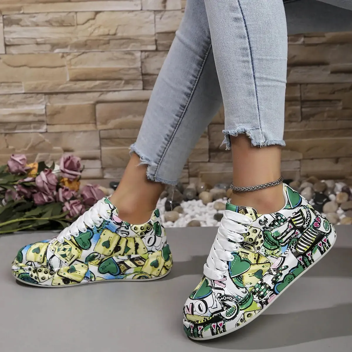 Women's Graffiti Sneakers - 2025 Fashion Lace-Up Casual Sports Shoes